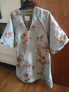 NWT/ UMGEE sage floral tapestry short sleeve mini dress